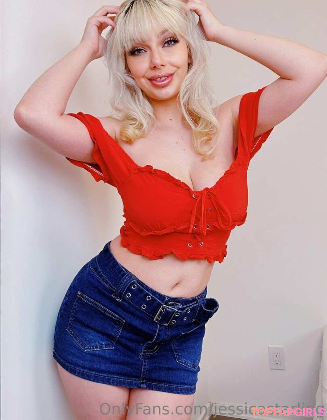 Jessica Starling OnlyFans Striptease