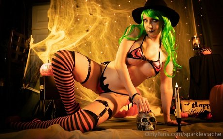 sparklestache OnlyFans Modelfoto