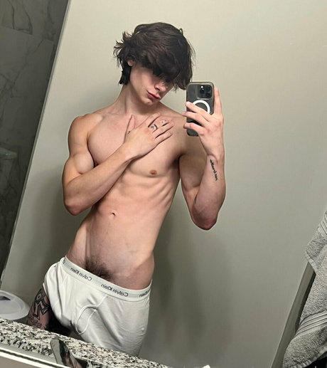 nate shreds Nacktbilder von OnlyFans geleakt