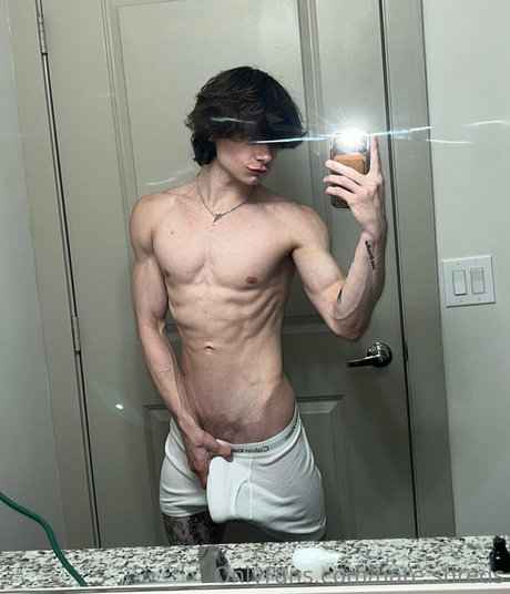 nate shreds Leak von OnlyFans Pornografie