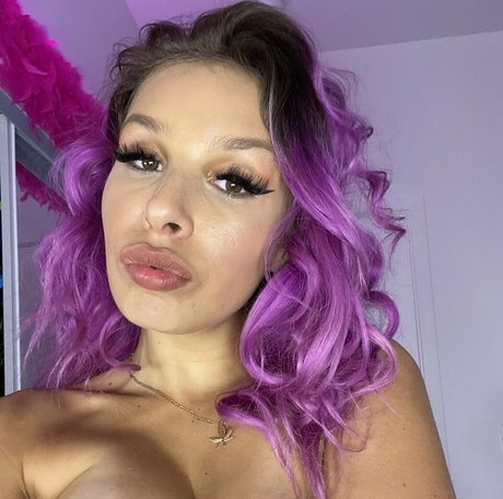 carmencalixxx Porn OnlyFans Leaks