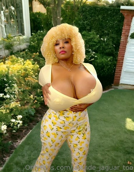 jalande jaguar too Nacktpornos von OnlyFans geleakt