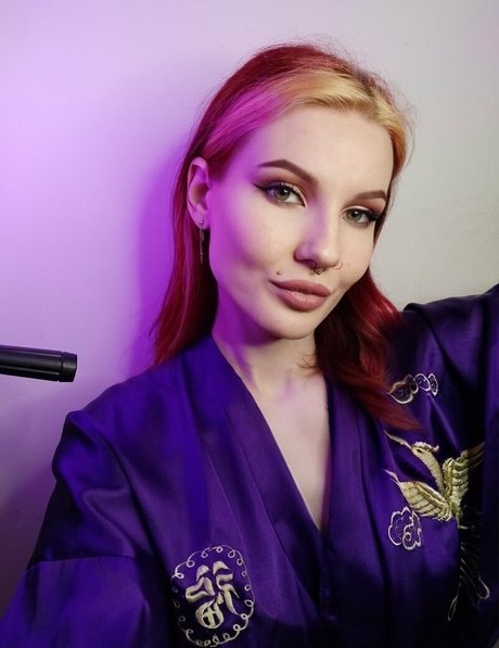 lida bond OnlyFans nackt