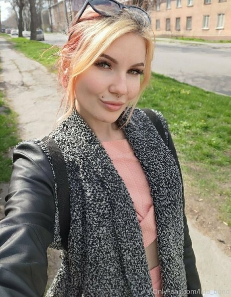 lida bond Neue OnlyFans Leaks