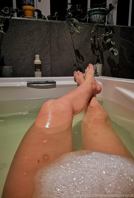 pussycatpussycat OnlyFans Sextape