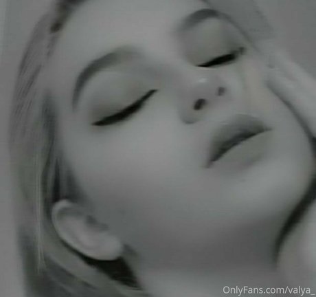 valya_ OnlyFans X