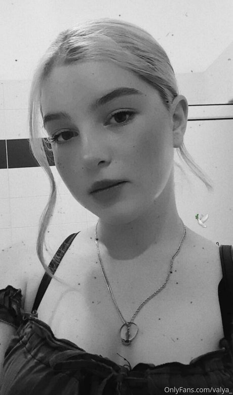 valya_ OnlyFans Nackt Content