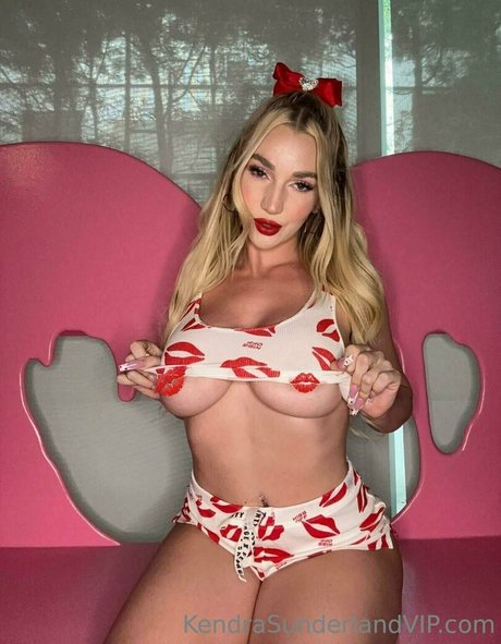 KendraSunderland OnlyFans gratis