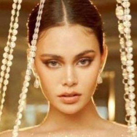 Ivana Alawi Nacktbilder von OnlyFans