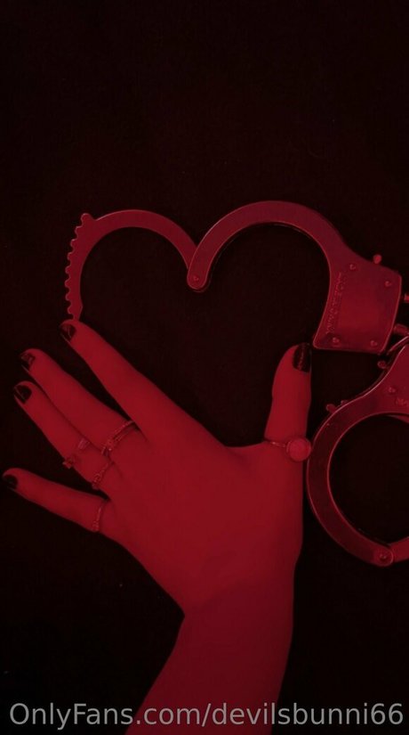 devilsbunni66 Nacktpornos von OnlyFans geleakt