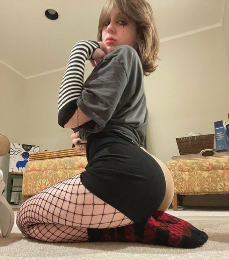 finnlewisxxx OnlyFans schlank