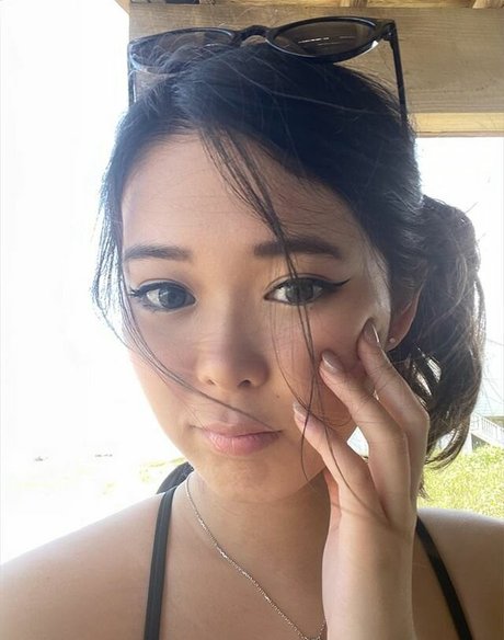 ExtraEmily Nacktbilder von OnlyFans geleakt