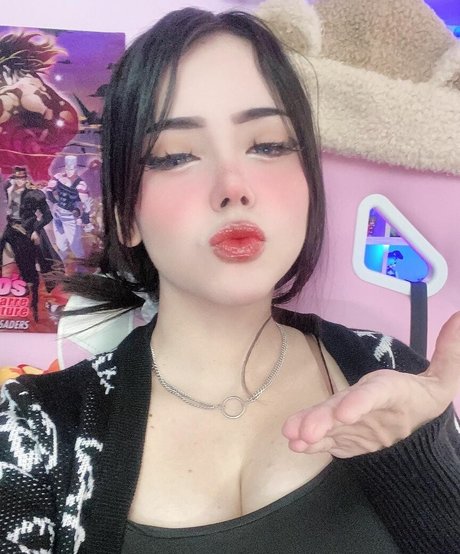 Itsmidna OnlyFans Arsch Leak