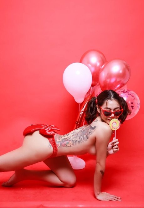 Jele Ramida Nacktpornos auf OnlyFans