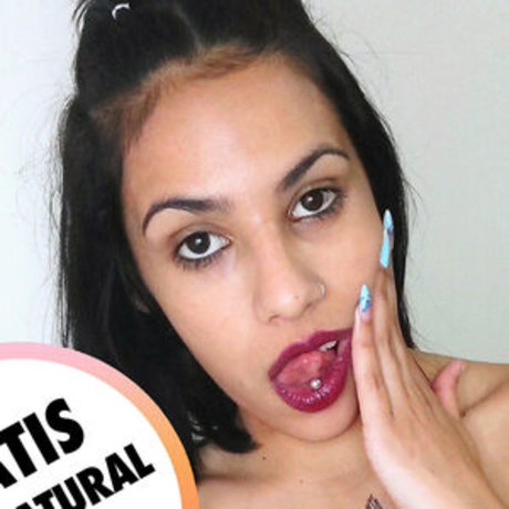 luybov OnlyFans Sextape