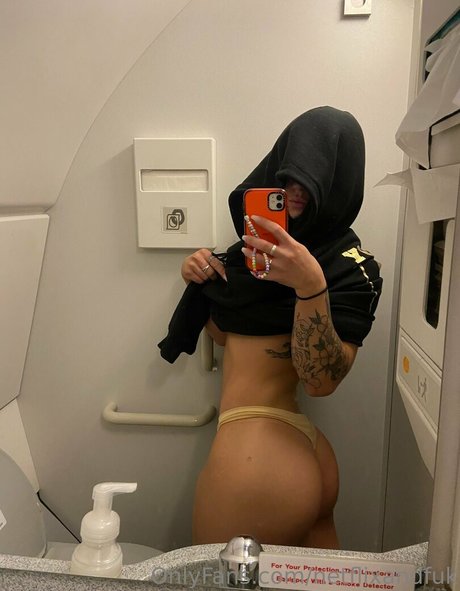 asiatische fingersatz onlyfans exklusive Foto