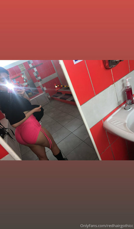 iamanothergirl OnlyFans nackte Brüste