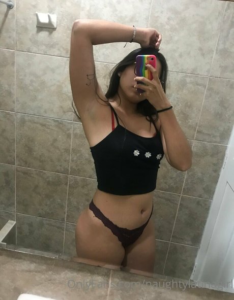 naughtylatinagirl Nacktbilder von OnlyFans