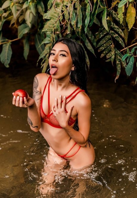 xspidergirl OnlyFans Sextape