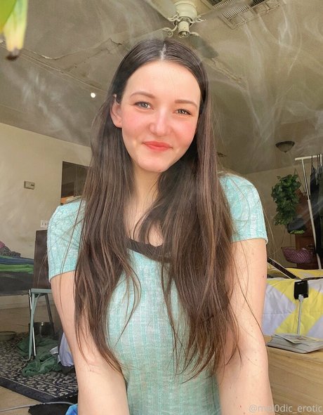 mel0dic erotic OnlyFans