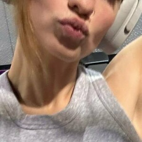 shesmytranquility2 Nackt