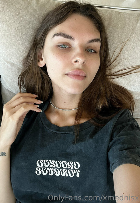 Vika Mednis NurlyFans-Pornoleaks