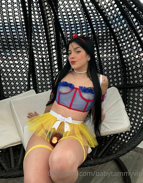 babytammyvip OnlyFans-Fotos