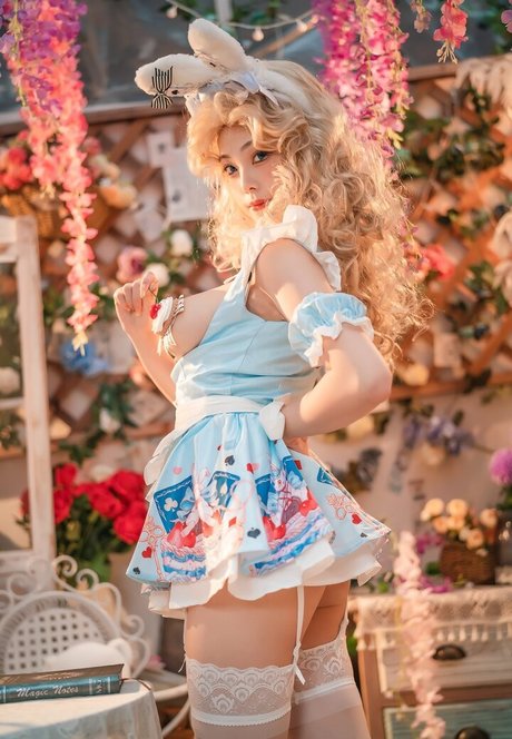 Mizhi mao OnlyFans Bilder nackt