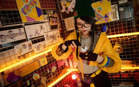 ZinieQ Cosplayer OnlyFans Sex