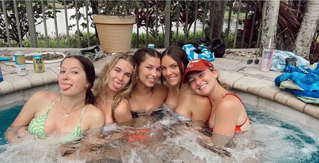 Jackie Aron Nacktbilder-Leaks von OnlyFans