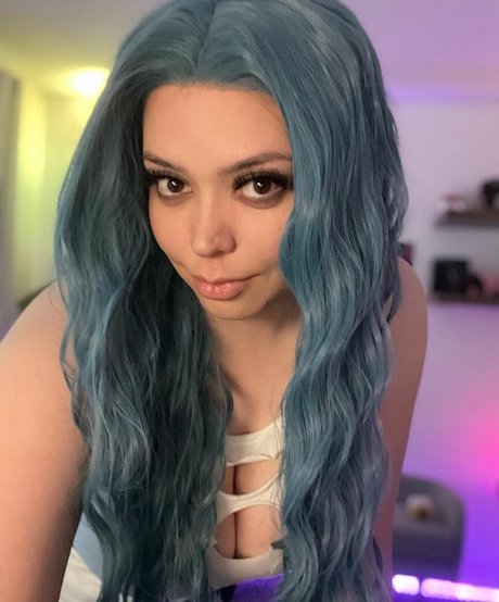 Adept OnlyFans Lesbisch