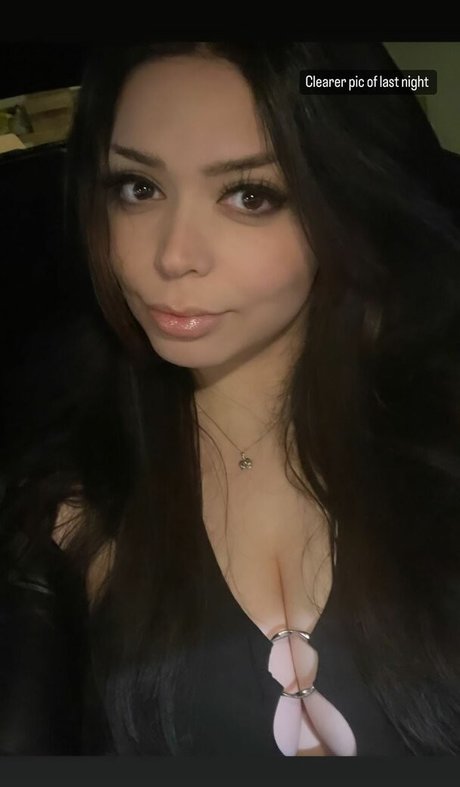 Adept OnlyFans Modelfoto