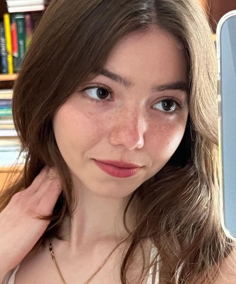 Plumpy mage Strip OnlyFans