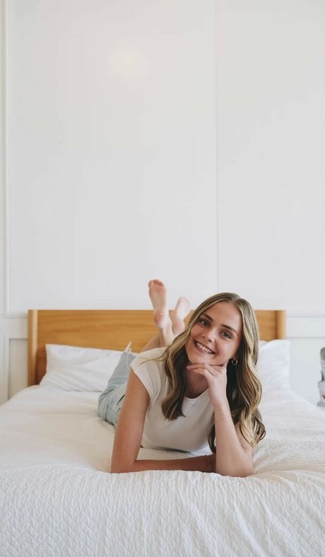 Lifewithlaurenmae OnlyFans Striptease