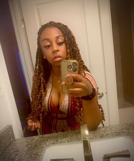 JazzyGuns OnlyFans Sex