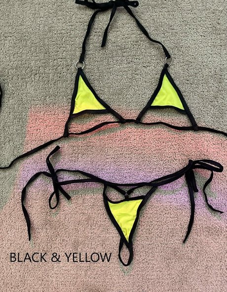 roozu Brüste OnlyFans