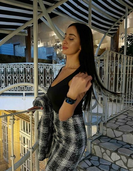 Jasmine Mills OnlyFans Nackt