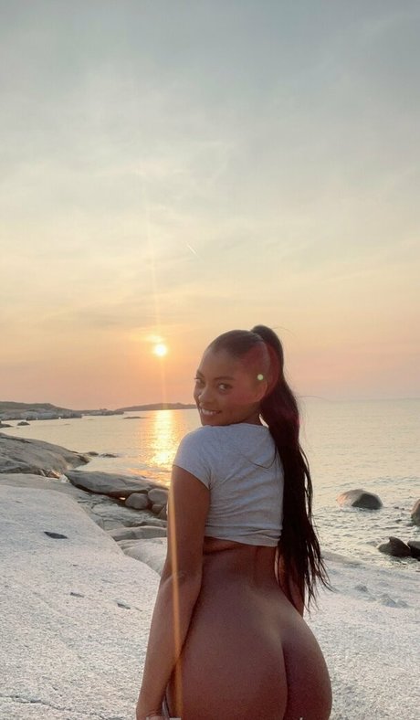 Sofivega OnlyFans Sextape