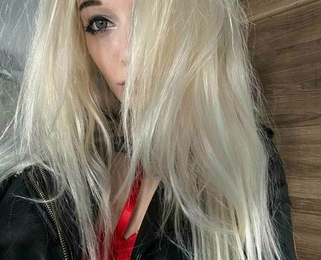 skinny tyan OnlyFans-Leaks