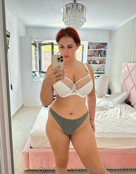 alexsisfayefree OnlyFans Sex Leaks