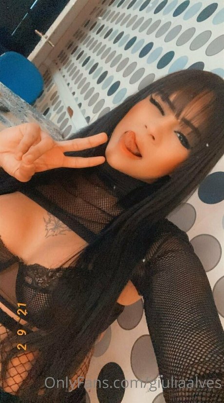 giuliaalvesfree OnlyFans Strip
