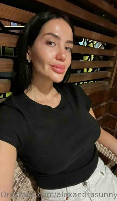 alexandrasunny OnlyFans NSFW