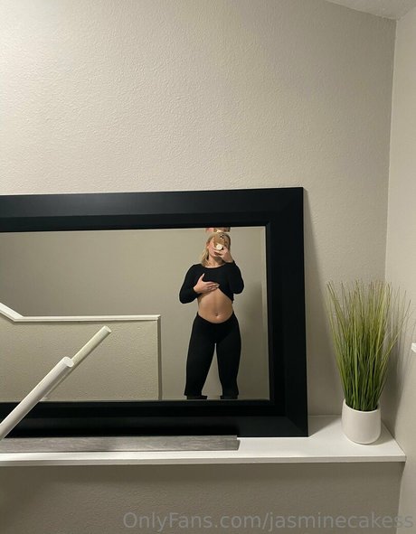 jasminecakess OnlyFans Model Fotos