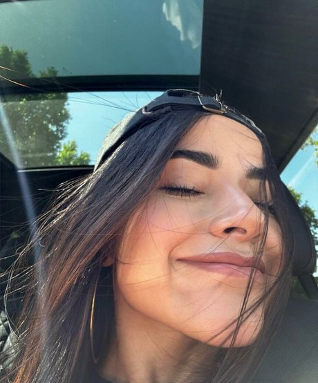 Becky G OnlyFans Inhalte