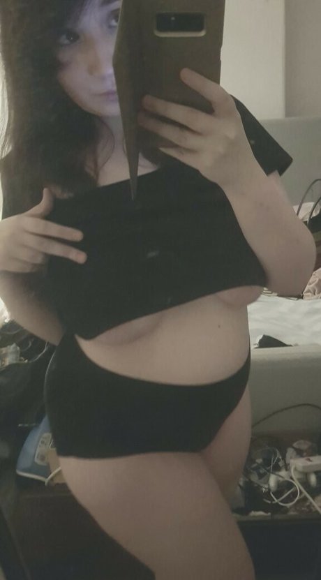 MCSmallyy OnlyFans Striptease