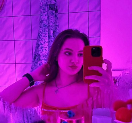 thesecretrosevippp OnlyFans Inhalte