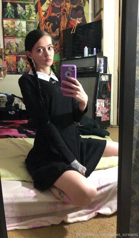 peacheyscreams Bilder OnlyFans