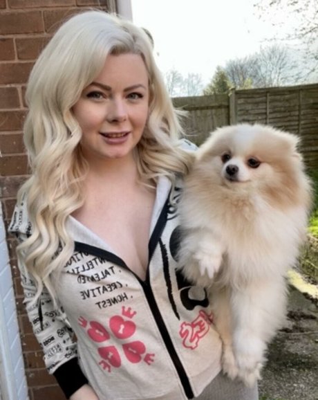 Naughty Danni OnlyFans Modelfoto