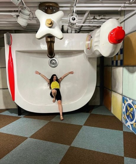 Little BabeVIP Brüste OnlyFans