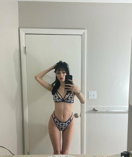 hiravenrose OnlyFans Nacktbilder geleakt